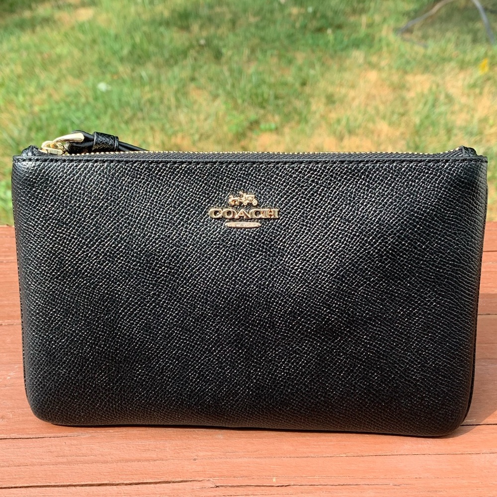 NWT Coach wristlet